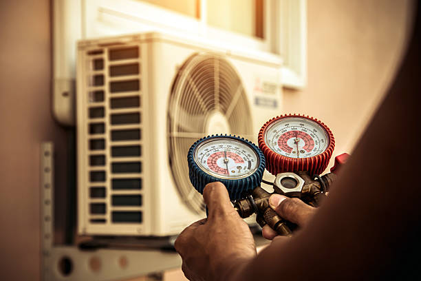 Professional Ac Installation technician working in Pleasureville, PA